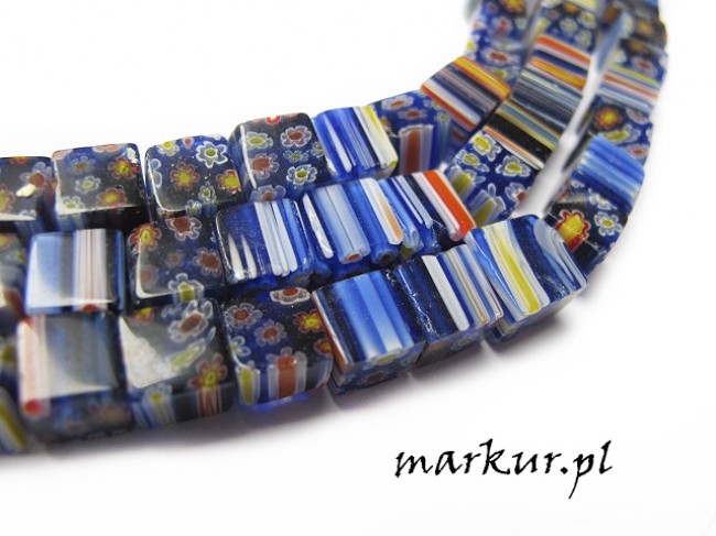 Millefiori granatowe kostka  8 mm sznur