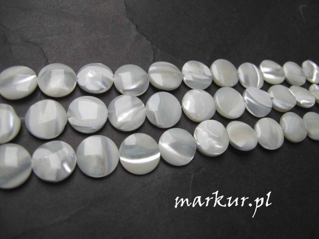 Macica perłowa biała moneta 12 mm sznur