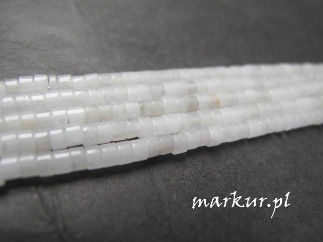 Jadeit biały talarek 2/3 mm sznur