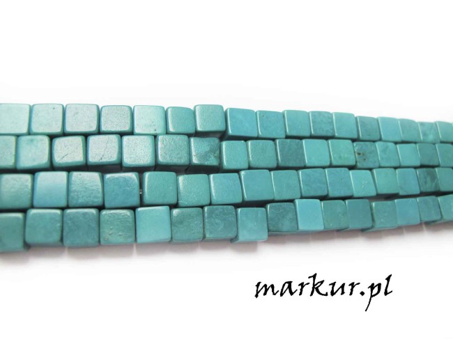 Magnezyt morski kostka  6 mm sznur (2)