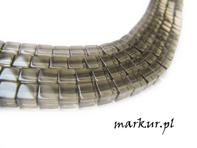 Koraliki szklane dymne kostka  8 mm sznur (1)