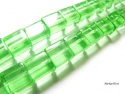 Koraliki szklane zielone kostka 10 mm sznur