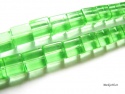 Koraliki szklane zielone kostka 10 mm sznur