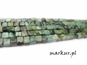 Turkus afrykański naturalny kostka  4 mm sznur